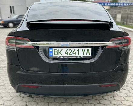 Черный Тесла Модель Х, объемом двигателя 0 л и пробегом 60 тыс. км за 49999 $, фото 7 на Automoto.ua
