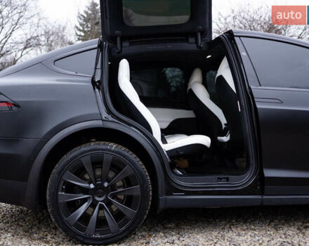 Чорний Тесла Модель Х, об'ємом двигуна 0 л та пробігом 32 тис. км за 65000 $, фото 30 на Automoto.ua