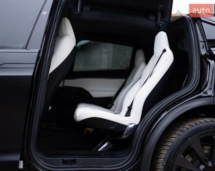 Чорний Тесла Модель Х, об'ємом двигуна 0 л та пробігом 32 тис. км за 65000 $, фото 21 на Automoto.ua