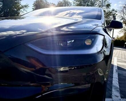 Чорний Тесла Модель Х, об'ємом двигуна 0 л та пробігом 64 тис. км за 55550 $, фото 7 на Automoto.ua