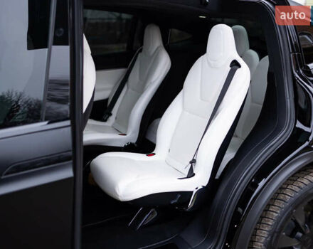 Чорний Тесла Модель Х, об'ємом двигуна 0 л та пробігом 32 тис. км за 65000 $, фото 20 на Automoto.ua