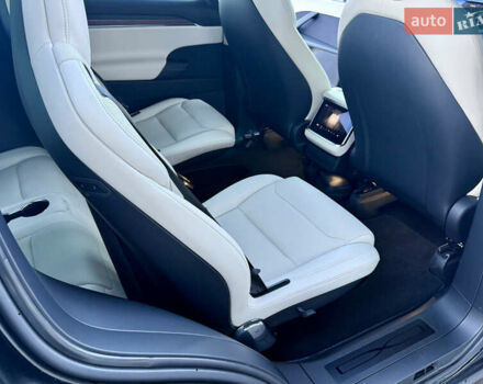 Тесла Модель Х 2022 у Києві на Automoto.ua Чорний Тесла Модель Х, об'ємом двигуна 0 л та пробігом 23 тис. км за 58500 $, фото 26 на Automoto.ua