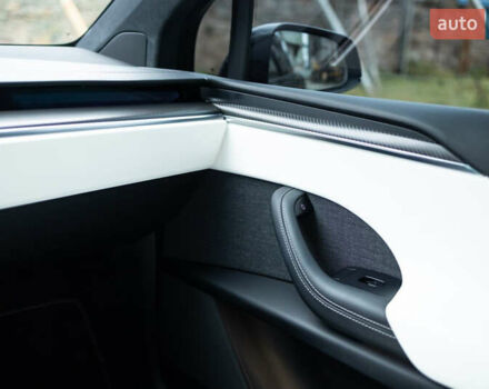 Чорний Тесла Модель Х, об'ємом двигуна 0 л та пробігом 32 тис. км за 65000 $, фото 29 на Automoto.ua