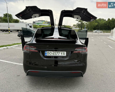 Чорний Тесла Модель Х, об'ємом двигуна 0 л та пробігом 39 тис. км за 52750 $, фото 10 на Automoto.ua