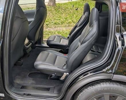 Чорний Тесла Модель Х, об'ємом двигуна 0 л та пробігом 74 тис. км за 42500 $, фото 21 на Automoto.ua