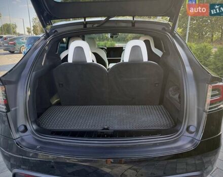 Чорний Тесла Модель Х, об'ємом двигуна 0 л та пробігом 64 тис. км за 55550 $, фото 17 на Automoto.ua