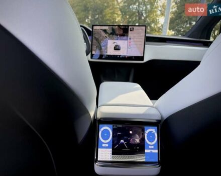 Чорний Тесла Модель Х, об'ємом двигуна 0 л та пробігом 64 тис. км за 55550 $, фото 19 на Automoto.ua