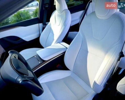 Чорний Тесла Модель Х, об'ємом двигуна 0 л та пробігом 64 тис. км за 55550 $, фото 22 на Automoto.ua