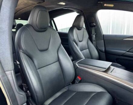 Черный Тесла Модель Х, объемом двигателя 0 л и пробегом 10 тыс. км за 20000 $, фото 13 на Automoto.ua