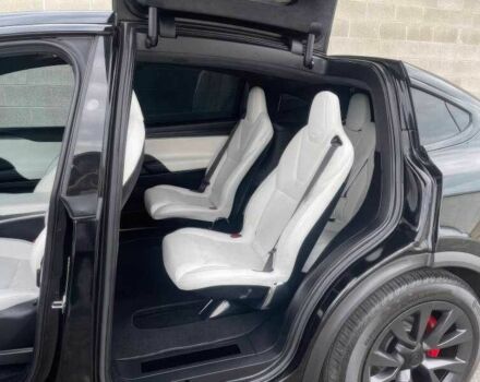 Чорний Тесла Модель Х, об'ємом двигуна 0 л та пробігом 10 тис. км за 20000 $, фото 7 на Automoto.ua