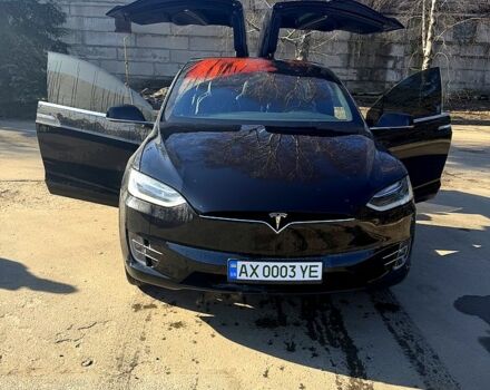 Черный Тесла Модель Х, объемом двигателя 0.35 л и пробегом 100 тыс. км за 21500 $, фото 1 на Automoto.ua