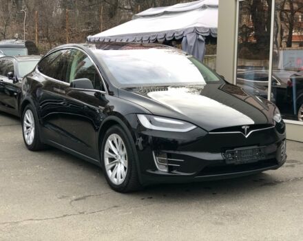 Черный Тесла Модель Х, объемом двигателя 0 л и пробегом 52 тыс. км за 60999 $, фото 1 на Automoto.ua