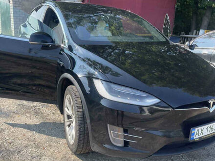 Тесла Модель Х 2017 у Харкові на Automoto.ua Чорний Тесла Модель Х, об'ємом двигуна 0 л та пробігом 175 тис. км за 22500 $, фото 1 на Automoto.ua