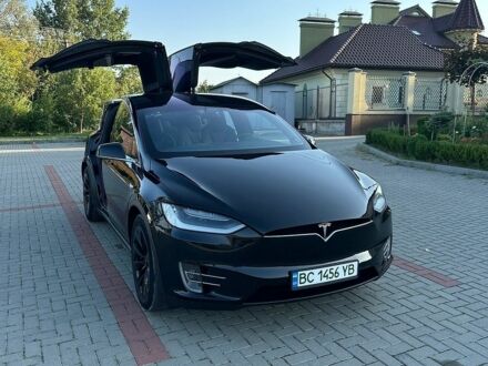 Черный Тесла Модель Х, объемом двигателя 0 л и пробегом 109 тыс. км за 27000 $, фото 1 на Automoto.ua