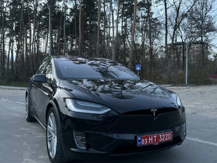 Черный Тесла Модель Х, объемом двигателя 0 л и пробегом 194 тыс. км за 19999 $, фото 1 на Automoto.ua