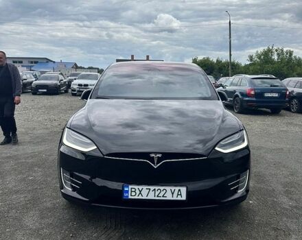 Черный Тесла Модель Х, объемом двигателя 0 л и пробегом 122 тыс. км за 22999 $, фото 1 на Automoto.ua