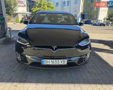 Черный Тесла Модель Х, объемом двигателя 0 л и пробегом 259 тыс. км за 21900 $, фото 1 на Automoto.ua
