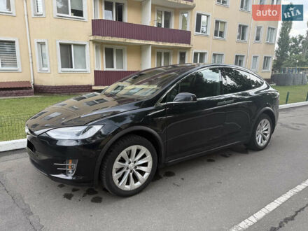 Черный Тесла Модель Х, объемом двигателя 0 л и пробегом 140 тыс. км за 24300 $, фото 1 на Automoto.ua
