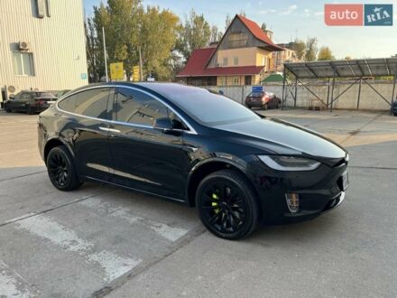 Чорний Тесла Модель Х, об'ємом двигуна 0 л та пробігом 112 тис. км за 25000 $, фото 1 на Automoto.ua
