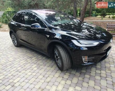 Черный Тесла Модель Х, объемом двигателя 0 л и пробегом 42 тыс. км за 24000 $, фото 1 на Automoto.ua