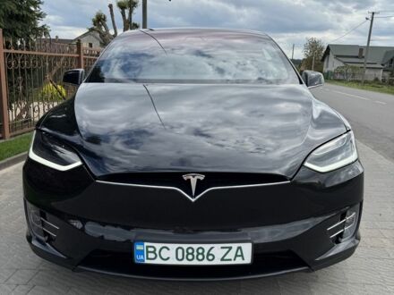 Тесла Модель Х 2017 у Львові на Automoto.ua Чорний Тесла Модель Х, об'ємом двигуна 0 л та пробігом 178 тис. км за 27000 $, фото 1 на Automoto.ua