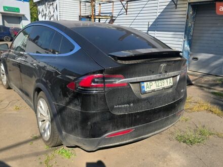 Чорний Тесла Модель Х, об'ємом двигуна 0 л та пробігом 154 тис. км за 16000 $, фото 1 на Automoto.ua
