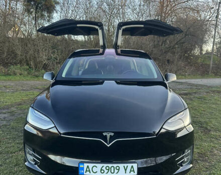 Черный Тесла Модель Х, объемом двигателя 0 л и пробегом 91 тыс. км за 20500 $, фото 1 на Automoto.ua