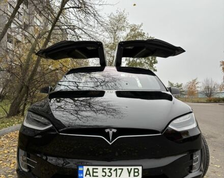 Черный Тесла Модель Х, объемом двигателя 0 л и пробегом 94 тыс. км за 25999 $, фото 1 на Automoto.ua