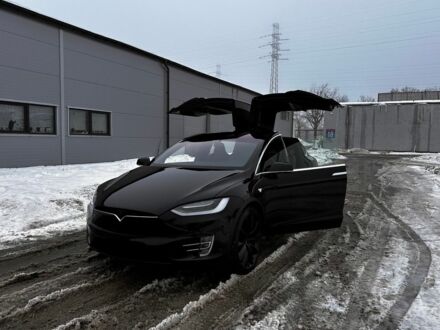 Черный Тесла Модель Х, объемом двигателя 0 л и пробегом 180 тыс. км за 29900 $, фото 1 на Automoto.ua