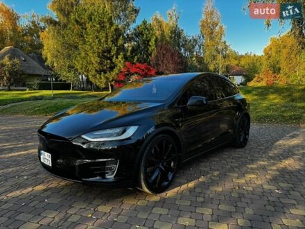 Черный Тесла Модель Х, объемом двигателя 0 л и пробегом 160 тыс. км за 26500 $, фото 1 на Automoto.ua
