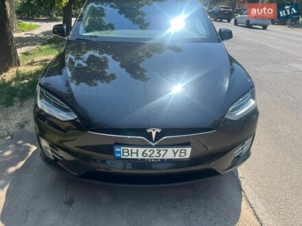 Черный Тесла Модель Х, объемом двигателя 0 л и пробегом 105 тыс. км за 27000 $, фото 1 на Automoto.ua