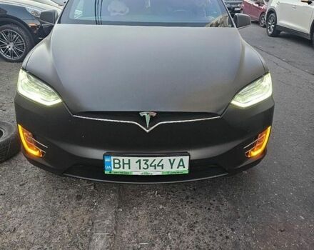 Черный Тесла Модель Х, объемом двигателя 0 л и пробегом 135 тыс. км за 20000 $, фото 1 на Automoto.ua