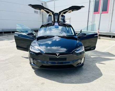 Черный Тесла Модель Х, объемом двигателя 0 л и пробегом 98 тыс. км за 23900 $, фото 1 на Automoto.ua