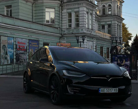 Черный Тесла Модель Х, объемом двигателя 0 л и пробегом 92 тыс. км за 25500 $, фото 1 на Automoto.ua