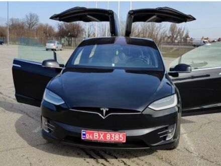 Чорний Тесла Модель Х, об'ємом двигуна 0 л та пробігом 118 тис. км за 32000 $, фото 1 на Automoto.ua