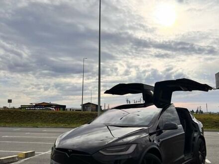 Черный Тесла Модель Х, объемом двигателя 0 л и пробегом 103 тыс. км за 34999 $, фото 1 на Automoto.ua