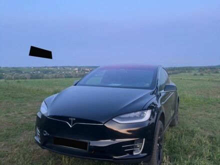 Черный Тесла Модель Х, объемом двигателя 0 л и пробегом 150 тыс. км за 27777 $, фото 1 на Automoto.ua