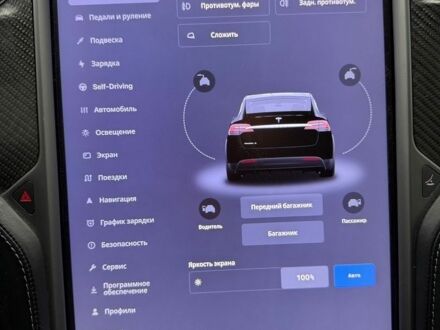 Черный Тесла Модель Х, объемом двигателя 0 л и пробегом 123 тыс. км за 33500 $, фото 1 на Automoto.ua