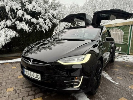 Чорний Тесла Модель Х, об'ємом двигуна 0 л та пробігом 33 тис. км за 30800 $, фото 1 на Automoto.ua