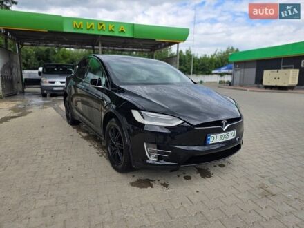 Черный Тесла Модель Х, объемом двигателя 0 л и пробегом 68 тыс. км за 31000 $, фото 1 на Automoto.ua