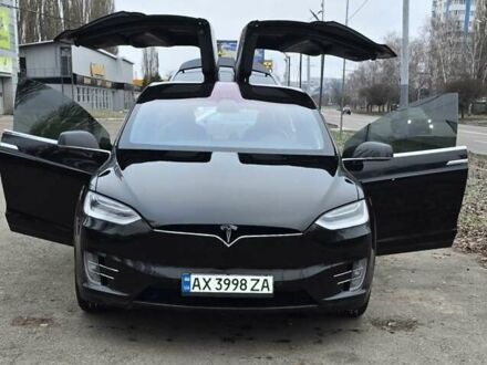 Черный Тесла Модель Х, объемом двигателя 0 л и пробегом 174 тыс. км за 24500 $, фото 1 на Automoto.ua