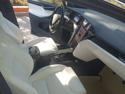 Черный Тесла Модель Х, объемом двигателя 0 л и пробегом 60 тыс. км за 25000 $, фото 1 на Automoto.ua