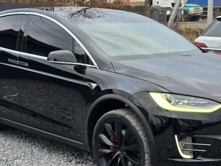 Чорний Тесла Модель Х, об'ємом двигуна 0 л та пробігом 68 тис. км за 31000 $, фото 1 на Automoto.ua