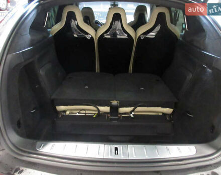 Красный Тесла Модель Х, объемом двигателя 0 л и пробегом 153 тыс. км за 23900 $, фото 8 на Automoto.ua