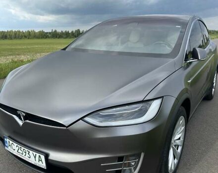 Красный Тесла Модель Х, объемом двигателя 0 л и пробегом 173 тыс. км за 19900 $, фото 2 на Automoto.ua