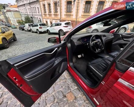 Красный Тесла Модель Х, объемом двигателя 0 л и пробегом 226 тыс. км за 32000 $, фото 18 на Automoto.ua