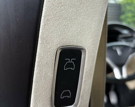 Червоний Тесла Модель Х, об'ємом двигуна 0 л та пробігом 124 тис. км за 21500 $, фото 20 на Automoto.ua