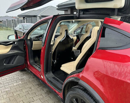 Красный Тесла Модель Х, объемом двигателя 0 л и пробегом 129 тыс. км за 15200 $, фото 13 на Automoto.ua