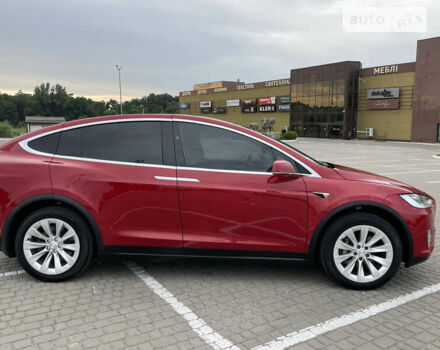 Красный Тесла Модель Х, объемом двигателя 0 л и пробегом 99 тыс. км за 30500 $, фото 56 на Automoto.ua