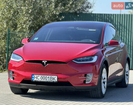Красный Тесла Модель Х, объемом двигателя 0 л и пробегом 137 тыс. км за 25999 $, фото 2 на Automoto.ua